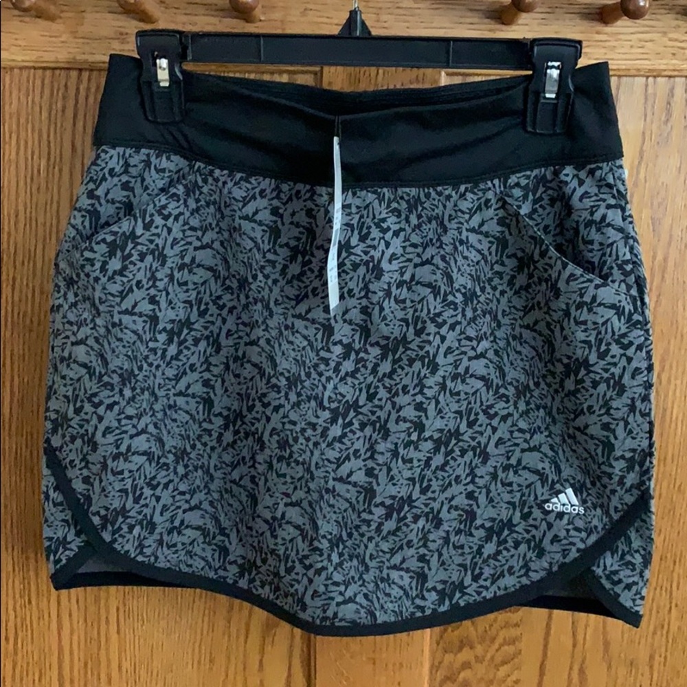 NWT adidas gray/black skirt/skort